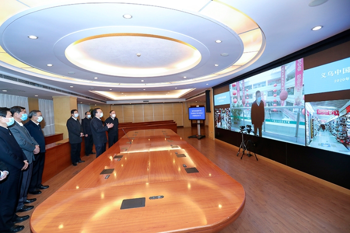 李克强考察全国市场运行与流通发展服务平台和外贸外资协调机制