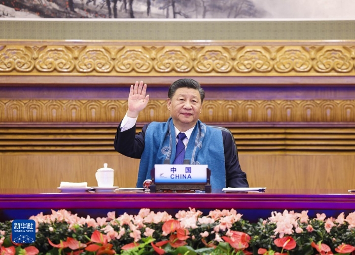 11月12日晚，国家主席习近平在北京以视频方式出席亚太经合组织第二十八次领导人非正式会议并发表重要讲话。新华社记者 黄敬文 摄