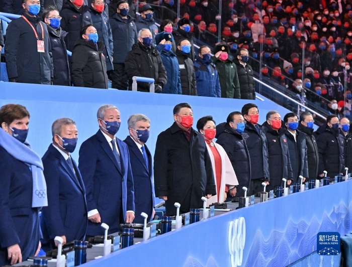2月20日晚，第二十四届冬季奥林匹克运动会闭幕式在国家体育场隆重举行。习近平、李克强、栗战书、汪洋、王沪宁、赵乐际、韩正、王岐山等党和国家领导人出席闭幕式。新华社记者 岳月伟 摄